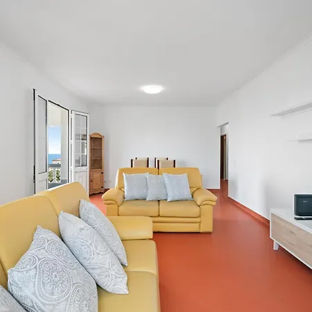 Seaview House *