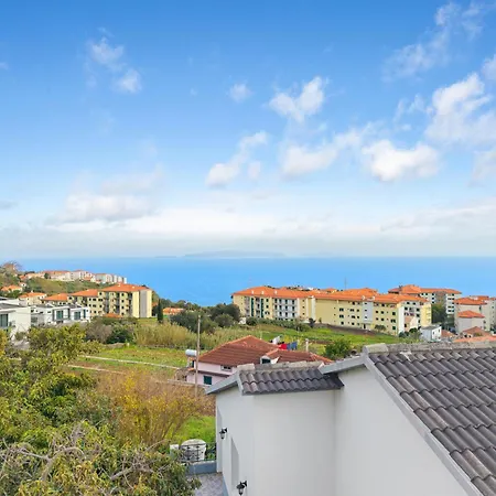 Feriehus Seaview House Caniço