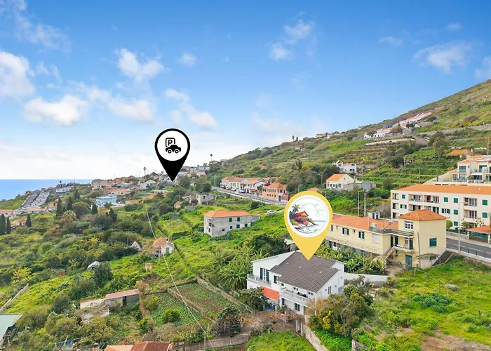 Feriehus Seaview House *