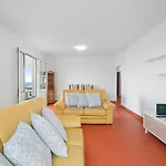 Seaview House *