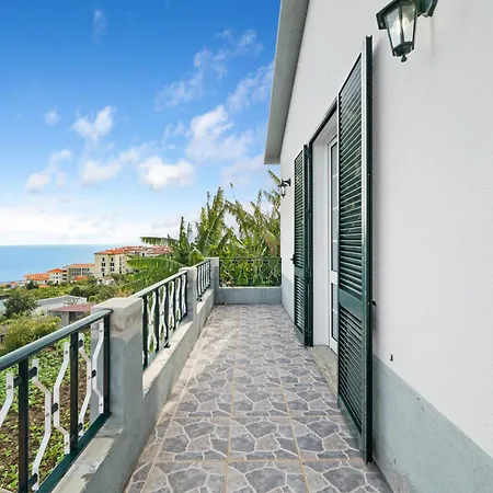 Seaview House Casa de Férias *