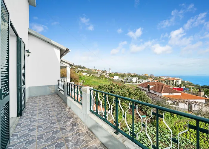 Дом отдыха Seaview House Канису